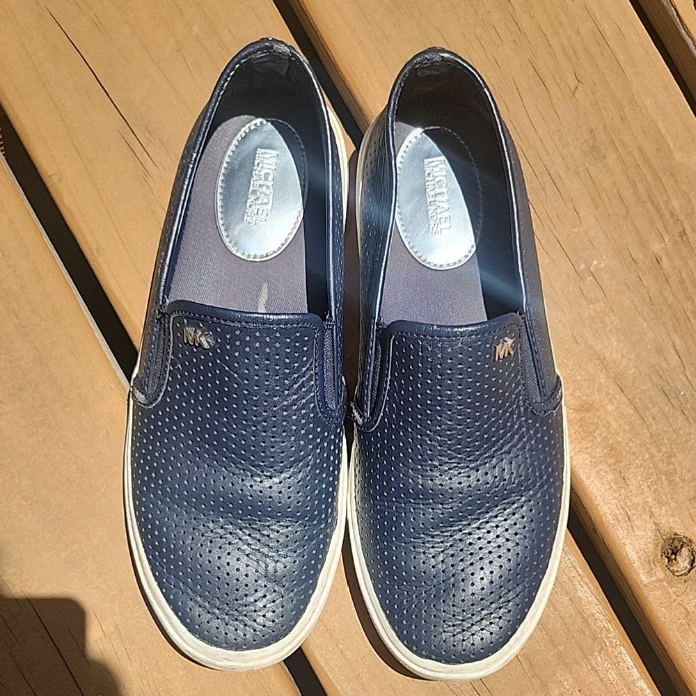 Michael Kors Michael Womens Navy Perforated Sneakers